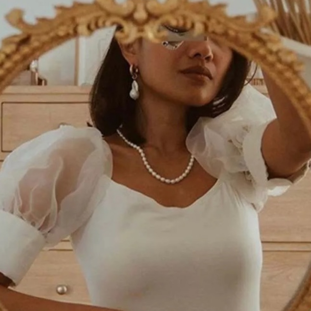 Meet your Posher, Posh